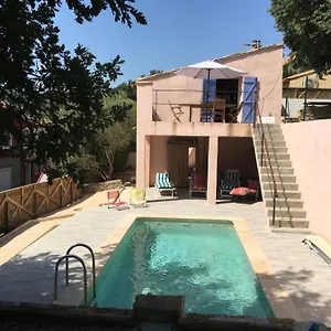  Hébergement de vacances à L'ombre Du Figuier